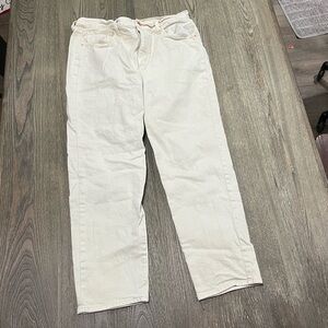 Universal Thread Cream Straight Leg Jeans